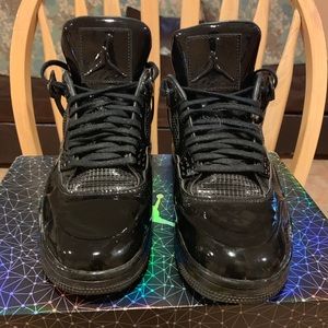 Black lab Jordan 4z